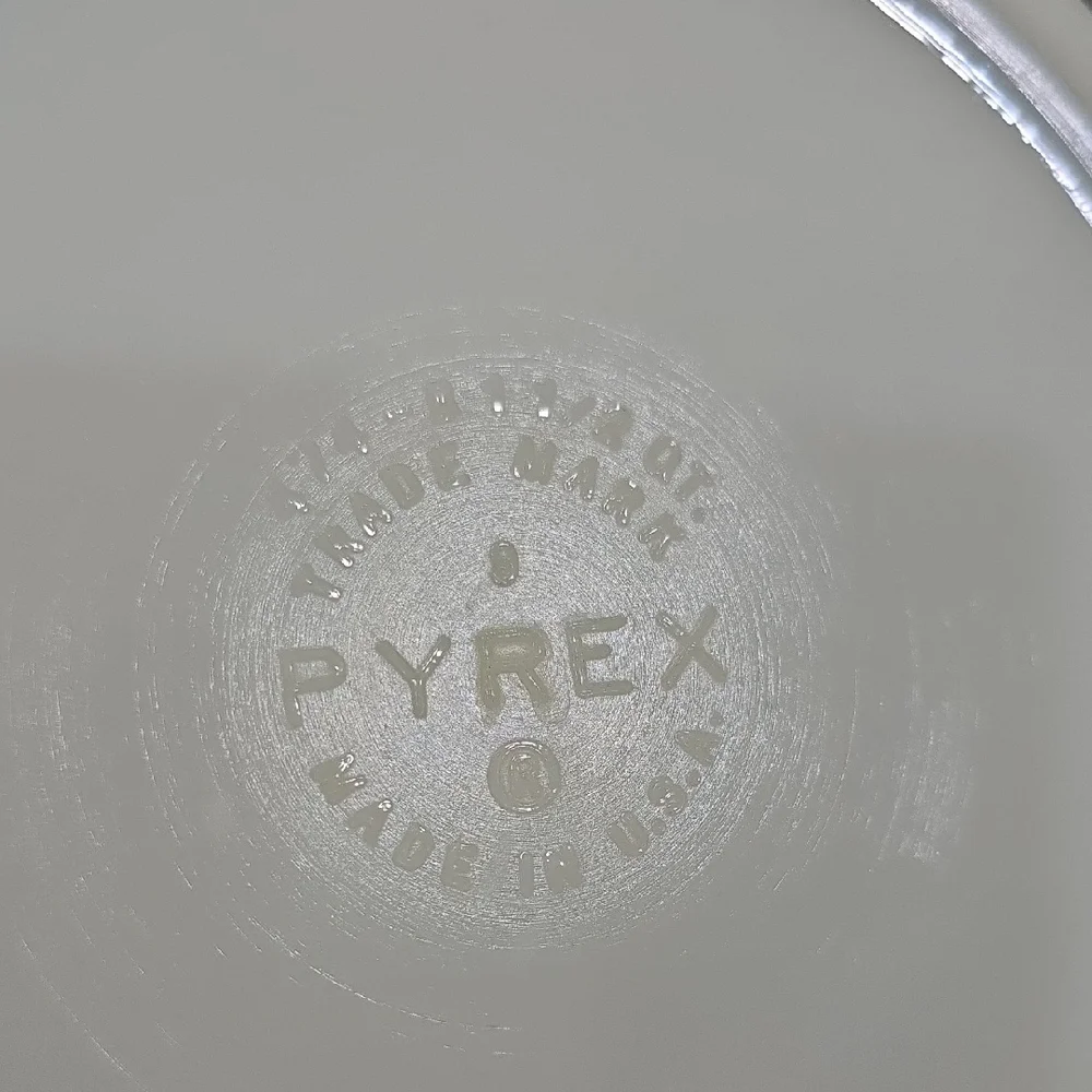 Pyrex Amish Butterprint Nesting Multi Use Bowls. 2 Pc. EUC - Picture 2 of 7